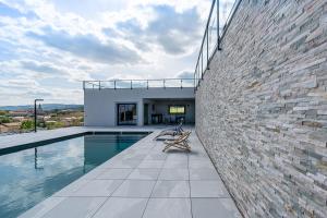 Ferienhaus Poolhouse du Beaujolais Pruzilly Frankreich