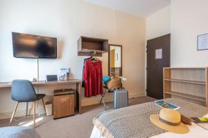 Hotels Anne De Bretagne : photos des chambres