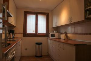 (ROU002) Cómoda Casa con Puerta a la Piscina