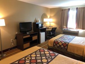Queen Room with Two Queen Beds - Non-Smoking room in Super 8 by Wyndham S Jordan/Sandy/Slc Area