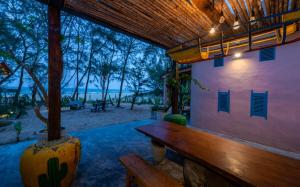 AnnaBo Nam Hoi An Beach House