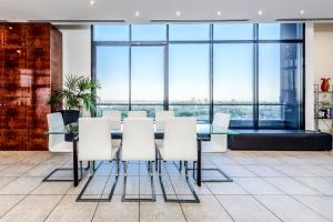 Exclusive Stays - Gallery Penthouse