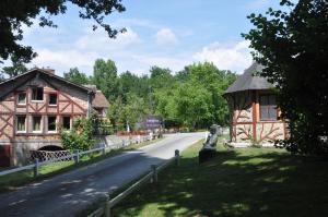 Hotels Hotel - Restaurant Le Moulin de Villiers : photos des chambres