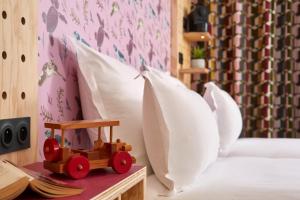 Hotels Hotel LOCOMO : Grande Chambre Double - Accès au Hammam Inclus