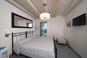 Appartamento Deluxe con 2 Camere da Letto e Balcone o Terrazza con Vista Lago