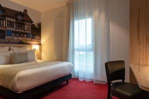 Hotels The Originals City, Hotel Acadine, Pont-Audemer : Chambre Double