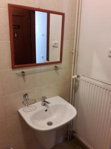 Ubytovňa a penzión Tavros