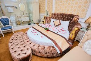 Kings Hotel Mỹ Đình