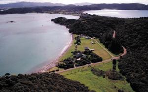 Pawhaoa Bay Villas