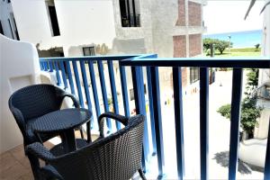 Phòng Đôi Nhìn ra Phía Biển (Side Sea View Double Room)