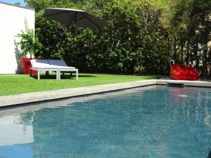 Le Cube Hotel design a Hyeres Plage avec Piscine et Cuisine photo 9