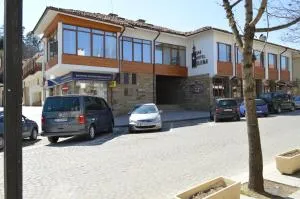 SPA complex Elena - 扬博尔