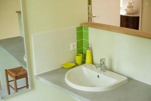 B&B / Chambres d'hotes Moulin de Gaubourg : Chambre Double Standard
