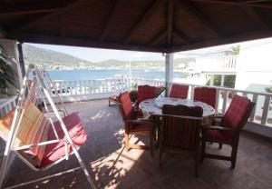 Apartment Josip - 5 m from beach