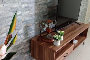 Manee Home Kota Damansara