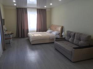 Standard Triple Room room in Adabi Hotel