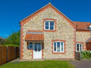 Enchanting holiday home in Little Walsingham with garden