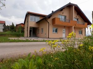 Neda Holiday House 