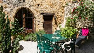 Maisons de vacances Au coeur de Beynac, une maison de caractere avec jardin terrasse : photos des chambres