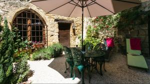 Maisons de vacances In heart of BEYNAC Your cottage with terrace garden : photos des chambres