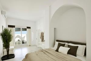 Le Blanc Nest Santorini - Family Couples Luxury House