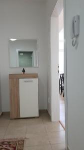 Elsie Apartment