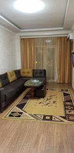 Nino Apartment on Pirosmani