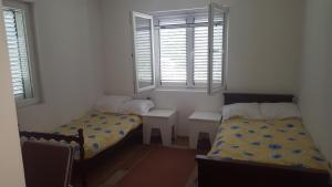 Room 4 U