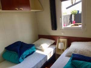 Campings Mobil-Home 4p Prive Camping 5 etoiles Erdeven 7saints : photos des chambres