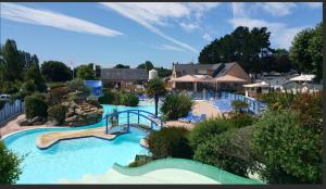 Campings Mobil-Home 4p Prive Camping 5 etoiles Erdeven 7saints : photos des chambres