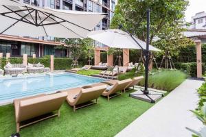 CBD AsokeNanaPloenchit +2 mins to Terminal 21