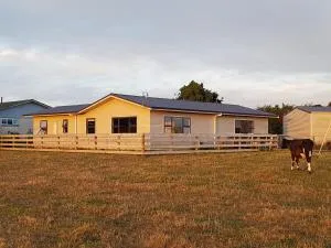 Waihakeke Cottage - Parkvale