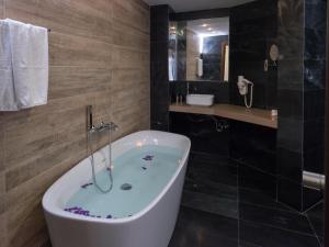 Eva Mare Hotel & Suites - Adults only Heraklio Greece