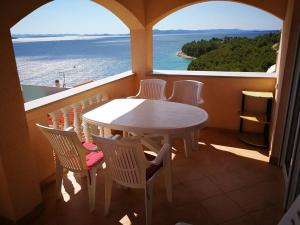 Apartments Buki-sea view