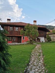 Hadji Neikovi Guest Houses