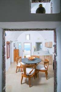 Menias Cave House Santorini Greece