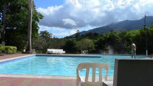 Club Campestre El Bosque EXHUBERANTE NATURALEZA 8 pax