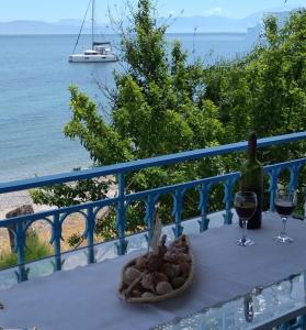 Spacious Seaside Apartment on the Wave Achaia Greece