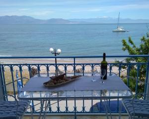 Spacious Seaside Apartment on the Wave Achaia Greece