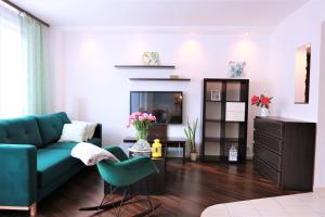 Stylish and spacious by Cooee Apartments