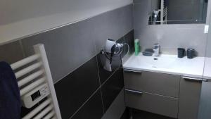 JOLIE MAISON AVEC JARDIN PRIVE DANS LE CENTRE VILLE DE BRIARE