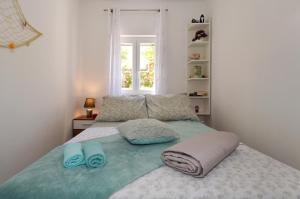 Apartment with a sea view terrace Čiovo near Trogir