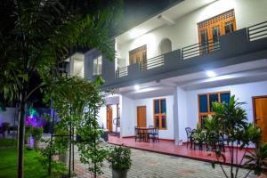 Lion Resort