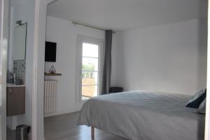 B&B / Chambres d'hotes CHATEAU LA LOGE : photos des chambres