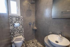 Superior Double or Twin Room with Private Balcony room in Villa Happening