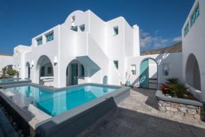 Suite with Plunge Pool