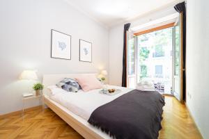 Apartamentos Plaza de España