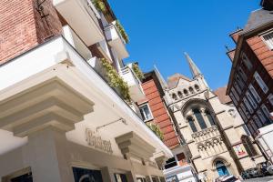BRIT HOTEL PRIVILEGE LISIEUX - La Villa des Arts
