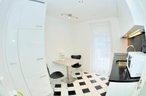 Fantastic Studio - Flower 32