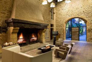 Hotels Chateau de Bagnols : photos des chambres